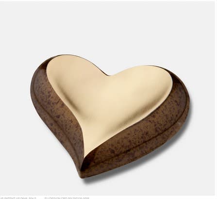 Speckled Auburn (Keepsake Heart)